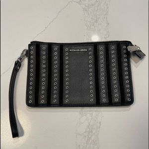 Authentic Michael Kors wristlet